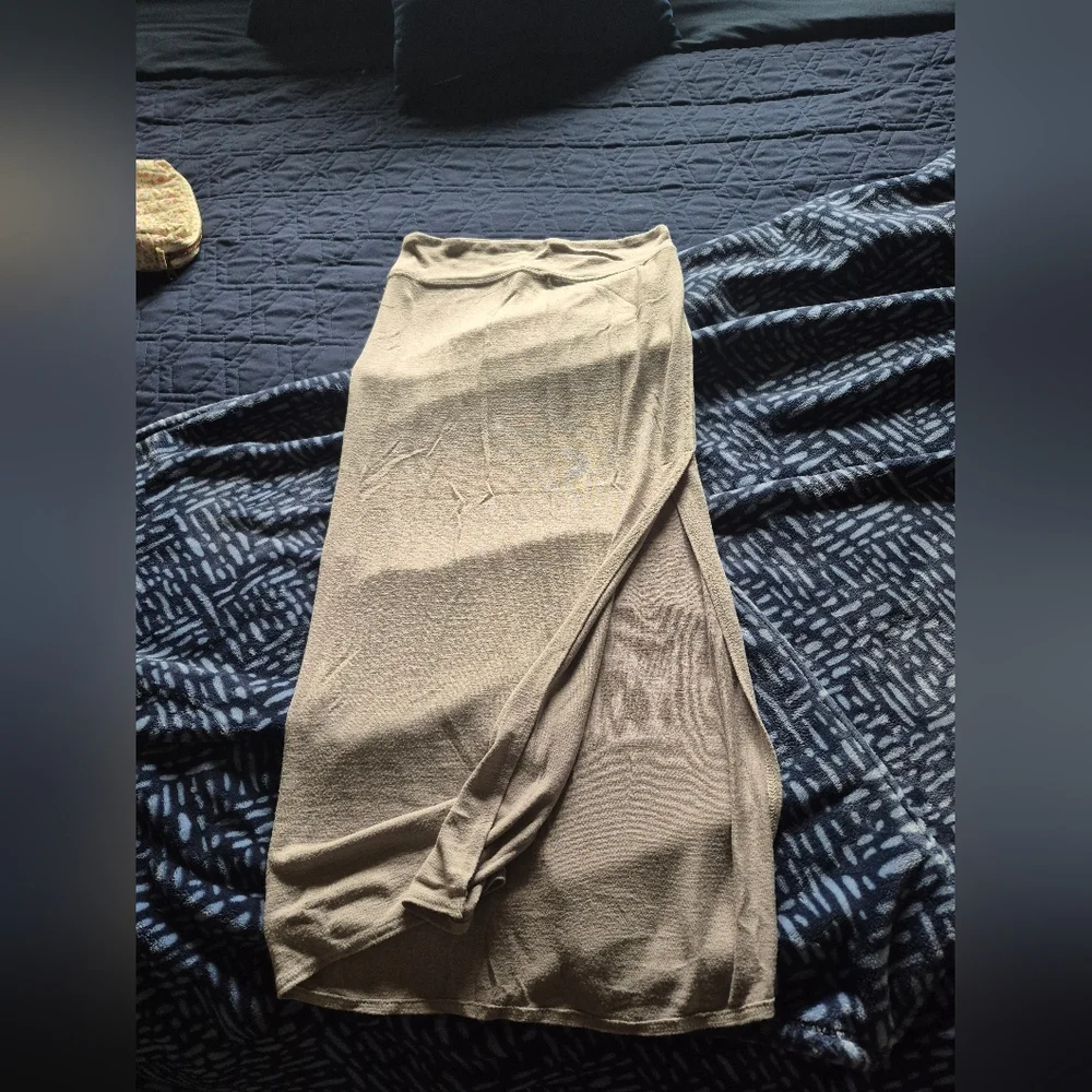 Wilfred Free Midi Skirt - Picture 3 of 4
